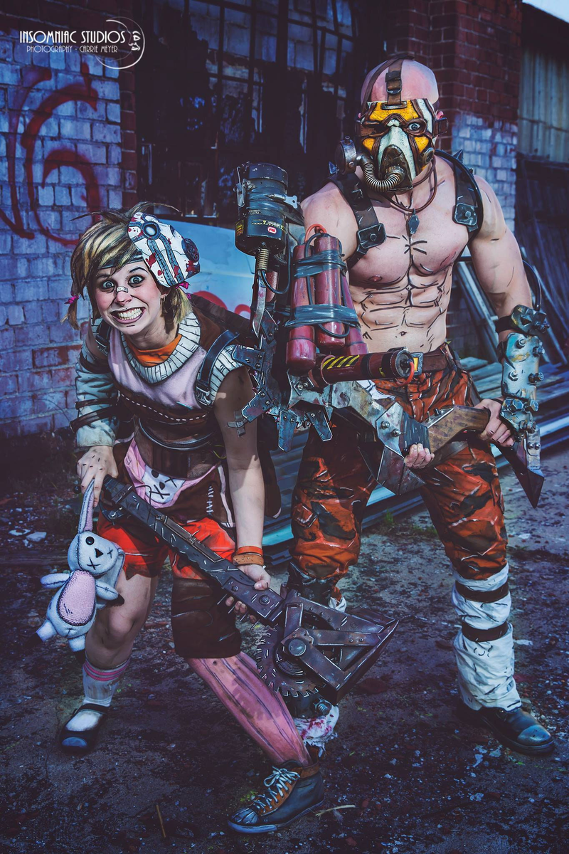 Cosplay by Thousand-Faces | Photo by Insomniac Studios